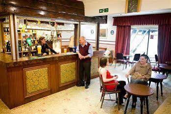 Hawthorn Hotel Radcliffe Buitenkant foto